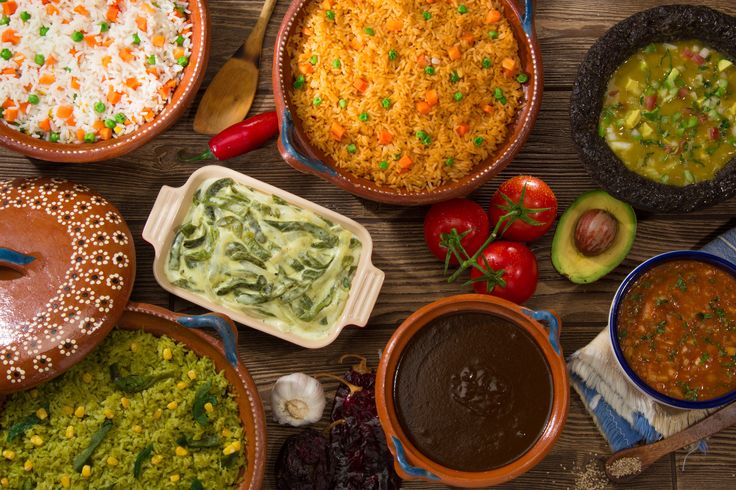 Selección de platos tradicionales de la gastronomía latina